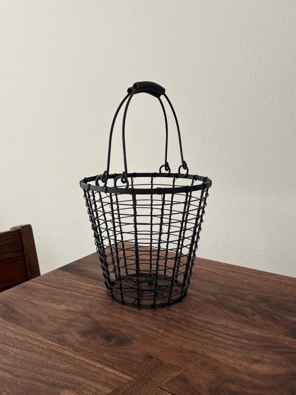 Vintage metal egg basket